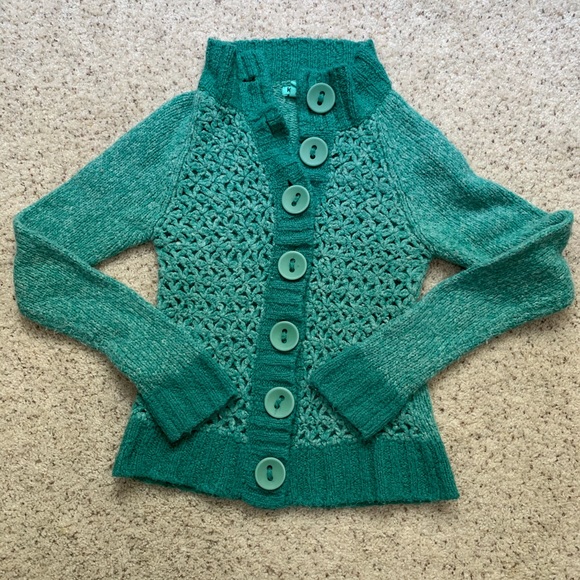 kenzie Sweaters - ⭐️3 for 10⭐️ Kenzie Girl. Preloved green cardigan